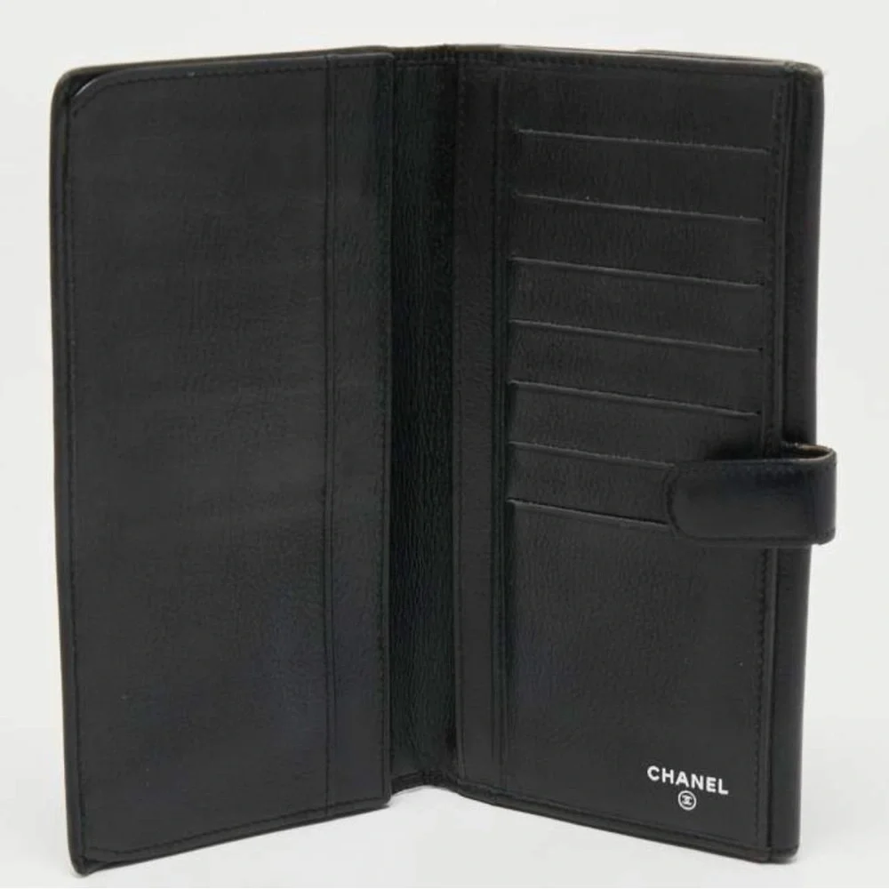 CHANEL Black Leather Camellia Wallet